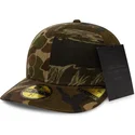 czapka-z-zakrzywionym-daszkiem-kamuflaz-dopasowana-59fifty-pre-curved-brushed-cotton-three-looms-woodland-new-era