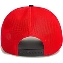 czapka-trucker-czerwona-i-czarna-z-bizonem-ruthless-buffalo-suede-the-farm-od-goorin-bros