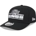 czarna-zakrzywiona-czapka-snapback-9seventy-stretch-snap-stated-los-angeles-kings-nhl-od-new-era
