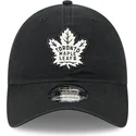 czarna-regulowana-czapka-z-zakrzywionym-daszkiem-9twenty-stamp-toronto-maple-leafs-nhl-new-era