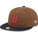 brazowa-i-granatowa-regulowana-czapka-z-daszkiem-9fifty-retro-crown-wool-pinstripe-boston-red-sox-mlb-new-era
