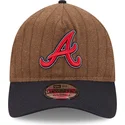 brazowa-i-granatowa-regulowana-czapka-z-daszkiem-9twenty-a-frame-wool-pinstripe-atlanta-braves-mlb-new-era
