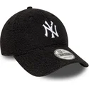 czarna-zakrzywiona-czapka-regulowana-9forty-winter-borg-new-york-yankees-mlb-marki-new-era