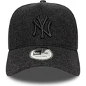 czarna-czapka-z-zakrzywionym-daszkiem-snapback-z-czarnym-logo-9forty-e-frame-melton-new-york-yankees-mlb-new-era