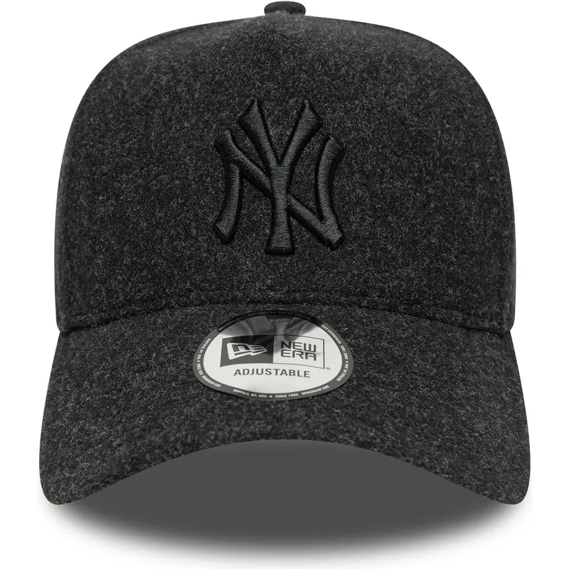czarna-czapka-z-zakrzywionym-daszkiem-snapback-z-czarnym-logo-9forty-e-frame-melton-new-york-yankees-mlb-new-era