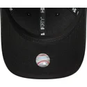 czarna-zakrzywiona-czapka-snapback-z-czarnym-logo-9forty-m-crown-pu-new-york-yankees-mlb-od-new-era