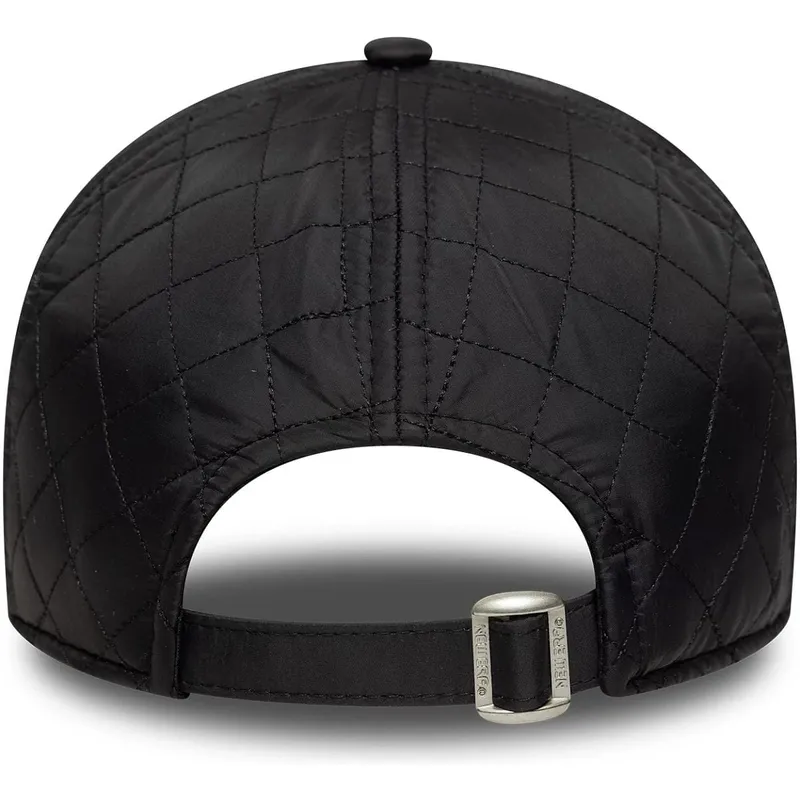 czarna-zakrzywiona-czapka-regulowana-z-bezowym-logo-9twenty-quilted-new-york-yankees-mlb-new-era