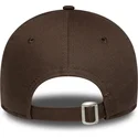 brazowa-regulowana-czapka-z-zakrzywionym-daszkiem-dla-kobiet-z-bezowym-logo-9forty-league-essential-new-york-yankees-mlb-marki-n