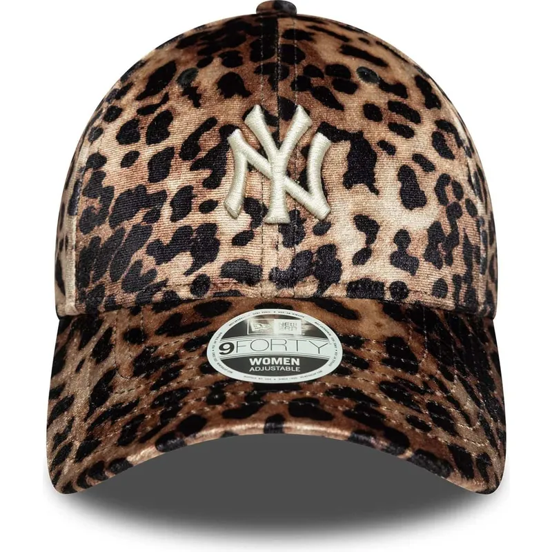 regulowana-czapka-z-zakrzywionym-daszkiem-w-panterke-dla-kobiet-9forty-leo-velour-new-york-yankees-mlb-new-era