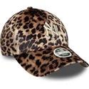 damska-czapka-z-daszkiem-w-panterke-regulowana-9forty-leo-velour-new-york-yankees-mlb-od-new-era