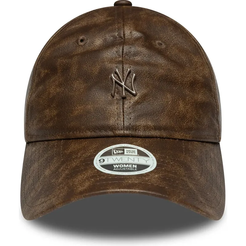 brazowa-regulowana-czapka-z-daszkiem-dla-kobiet-z-brazowym-logo-9twenty-worn-pu-new-york-yankees-mlb-new-era