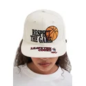 bezowa-czapka-z-daszkiem-snapback-respect-the-game-z-haslem-and1