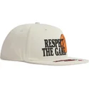 bezowa-czapka-z-daszkiem-snapback-respect-the-game-slogan-od-and1