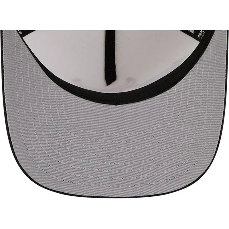 bezowo-czarna-zakrzywiona-czapka-snapback-9fifty-a-frame-precurved-hardwood-classics-chicago-bulls-nba-new-era