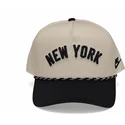czapka-z-daszkiem-bezowo-czarna-snapback-rise-structured-new-york-yankees-mlb-nike