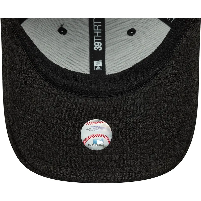new-era-curved-brim-black-logo-39thirty-stretch-mesh-new-york-yankees-mlb-black-fitted-cap