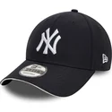 granatowa-zakrzywiona-czapka-z-regulacja-9forty-microfibre-new-york-yankees-mlb-new-era