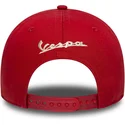 czerwona-zakrzywiona-czapka-snapback-9forty-m-crown-80th-year-vespa-piaggio-od-new-era
