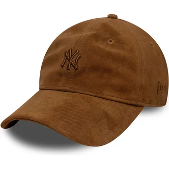 Brązowa regulowana czapka z zakrzywionym daszkiem z brązowym logo 9TWENTY Suede New York Yankees MLB New Era