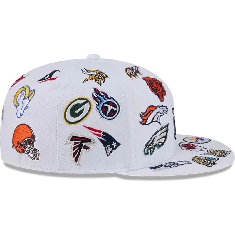 biala-dopasowana-czapka-z-daszkiem-59fifty-all-over-nfl-new-era