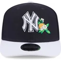 granatowa-czapka-z-zakrzywionym-daszkiem-snapback-9seventy-stretch-snap-flower-new-york-yankees-mlb-new-era