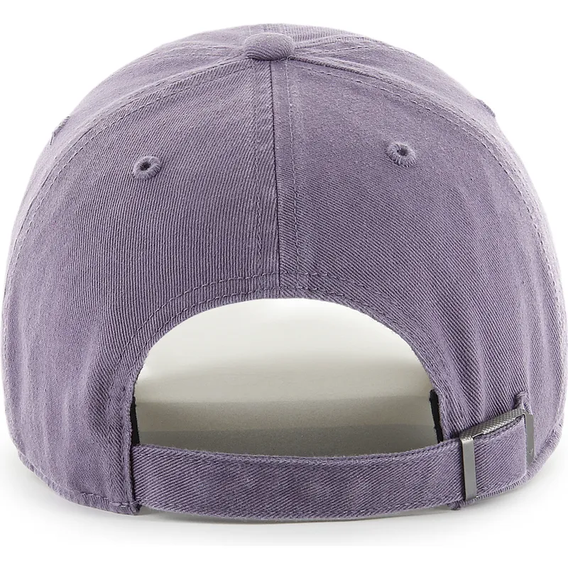 gorra-curva-violeta-ajustable-clean-up-base-runner-iris-de-new-york-yankees-mlb-de-47-brand