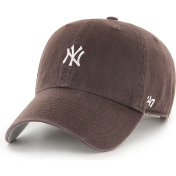 Brązowa regulowana czapka z zakrzywionym daszkiem Clean Up Base Runner Mini Logo New York Yankees MLB od 47 Brand