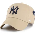 czapka-z-zakrzywionym-daszkiem-khaki-regulowana-clean-up-badges-new-york-yankees-mlb-od-47-brand