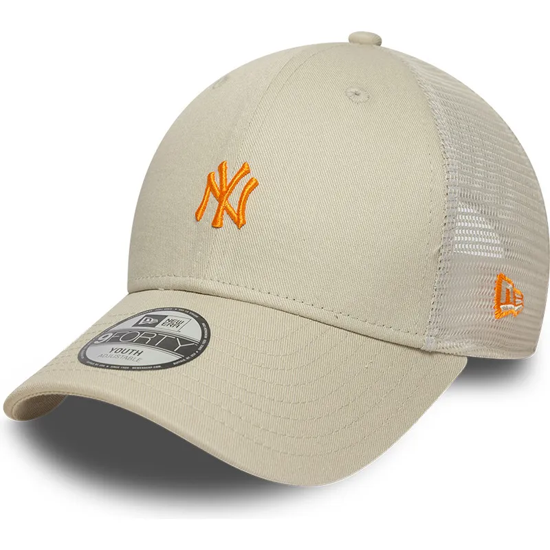 bezowa-regulowana-czapka-trucker-z-pomaranczowym-logo-dla-chlopca-9forty-homefield-new-york-yankees-mlb-new-era