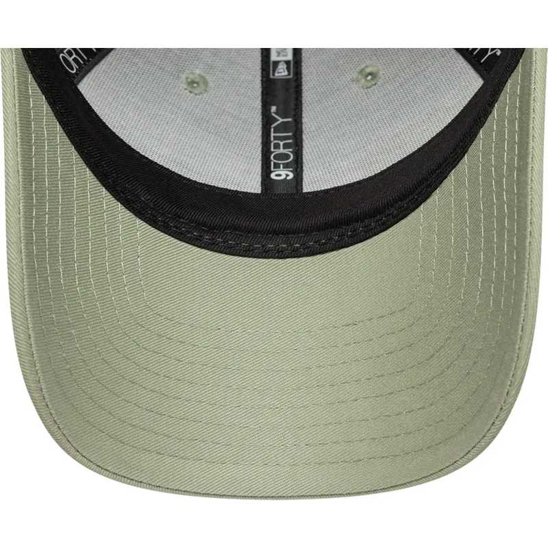 zielona-regulowana-czapka-z-daszkiem-dla-kobiet-9forty-beaded-new-era