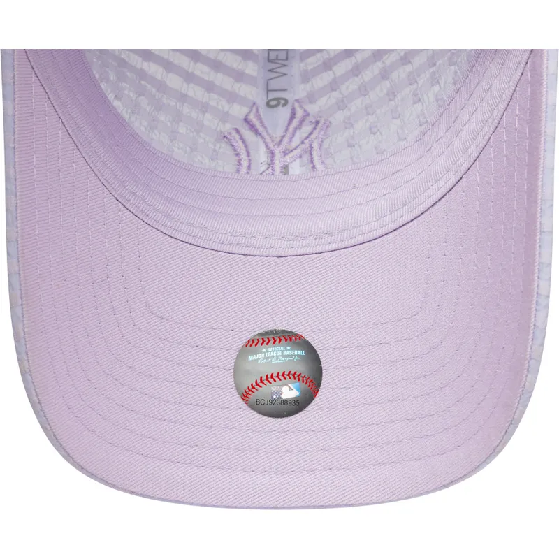 fioletowa-regulowana-czapka-z-zakrzywionym-daszkiem-z-fioletowym-logo-dla-kobiet-9twenty-seersucker-new-york-yankees-mlb-new-era