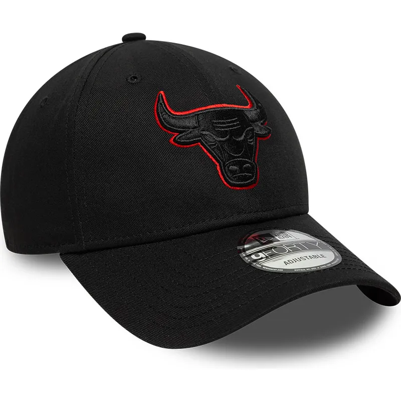 czarna-regulowana-czapka-z-zakrzywionym-daszkiem-z-czarnym-logo-9forty-team-outline-chicago-bulls-nba-new-era