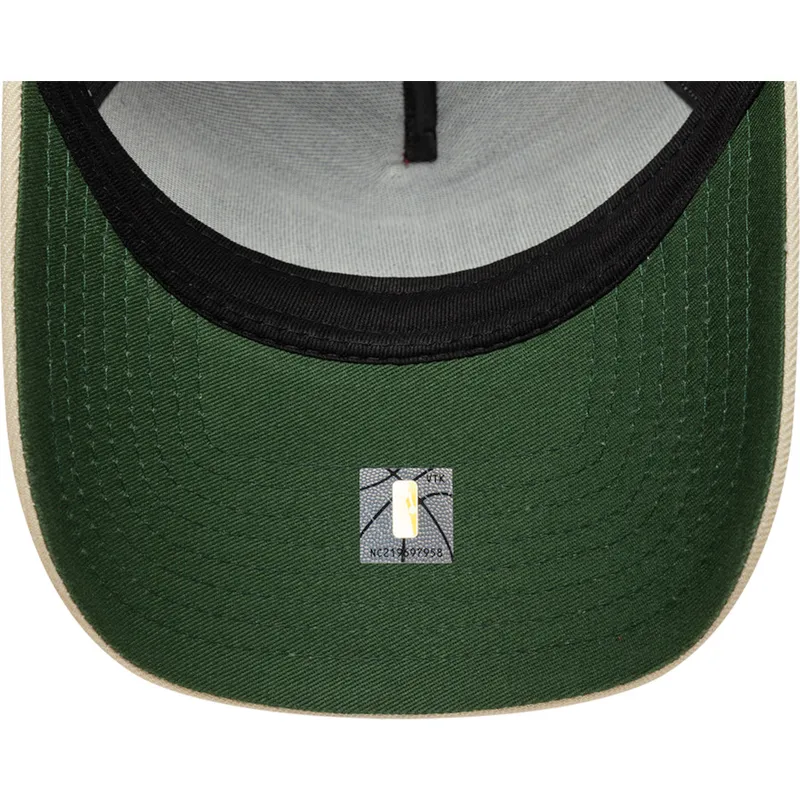 czerwona-i-bezowa-czapka-z-daszkiem-snapback-e-frame-city-icon-chicago-bulls-nba-new-era