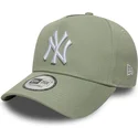 czapka-z-daszkiem-zielona-snapback-e-frame-league-essential-new-york-yankees-mlb-new-era