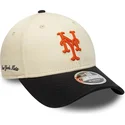 bezowo-czarna-zakrzywiona-czapka-snapback-9forty-m-crown-side-script-new-york-mets-mlb-new-era