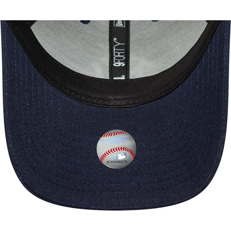 granatowa-czapka-z-zakrzywionym-daszkiem-snapback-9forty-m-crown-linen-new-york-yankees-mlb-new-era