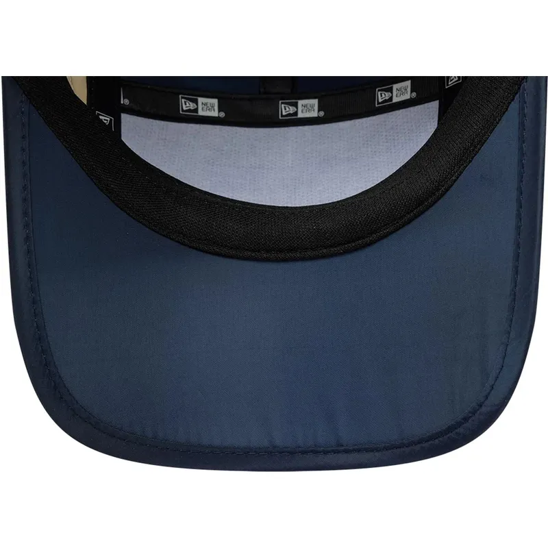 czapka-5-panel-zakrzywiona-granatowa-regulowana-runner-colour-block-new-era