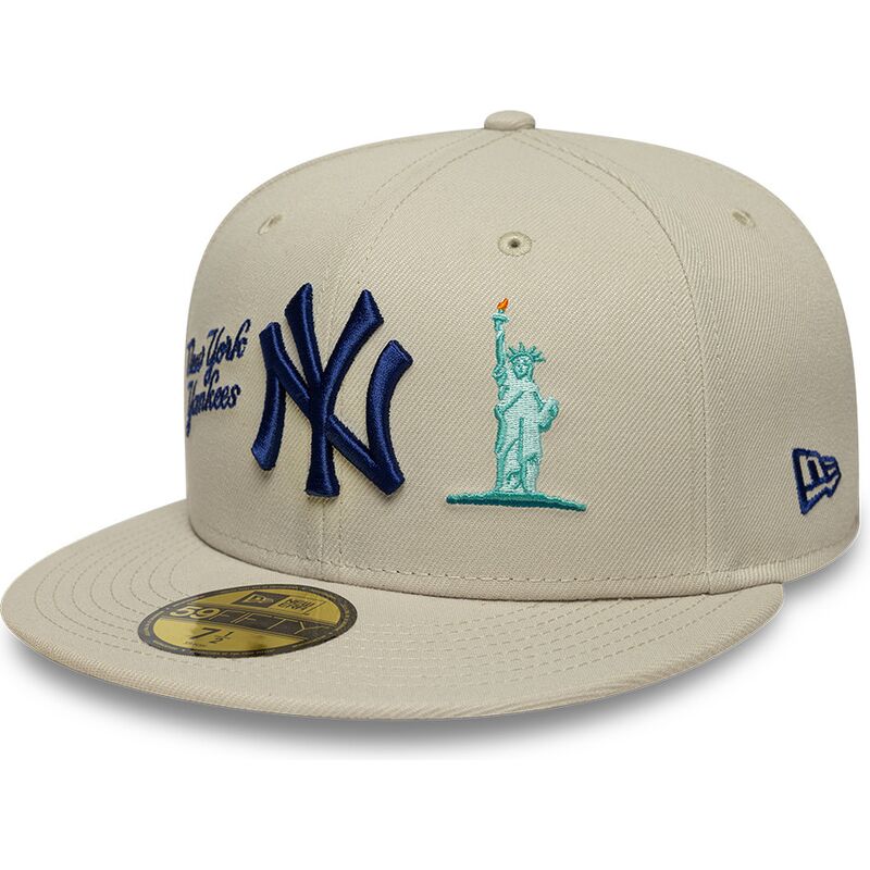 plaska-czapka-bezowa-dopasowana-z-granatowym-logo-59fifty-city-icon-new-york-yankees-new-era