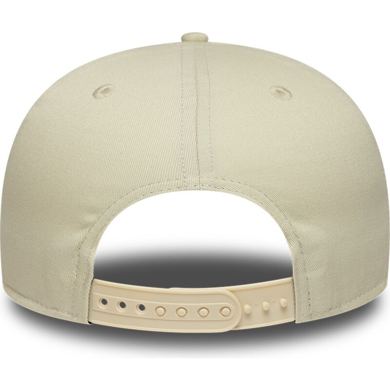 bezowa-plaska-czapka-snapback-z-granatowym-logo-9fifty-original-fit-world-series-new-york-yankees-mlb-new-era