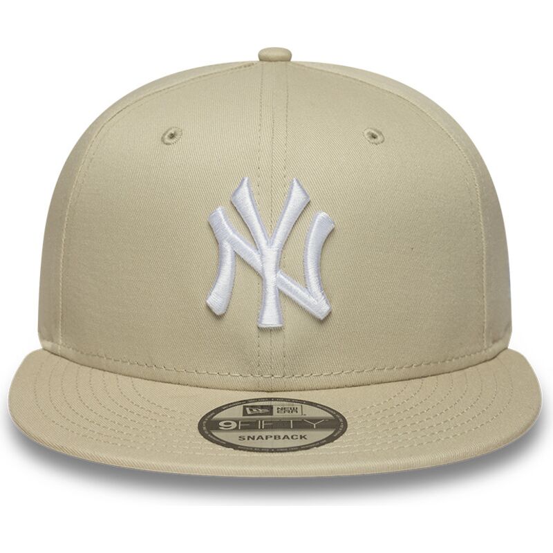 bezowa-plaska-czapka-snapback-z-bialym-logo-9fifty-league-essential-new-york-yankees-mlb-new-era