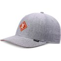 szara-regulowana-czapka-z-daszkiem-z-czerwonym-logo-truefit-oxfordcontra-od-djinns