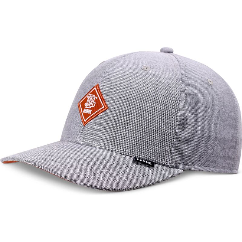 szara-regulowana-czapka-z-daszkiem-z-czerwonym-logo-truefit-oxfordcontra-od-djinns