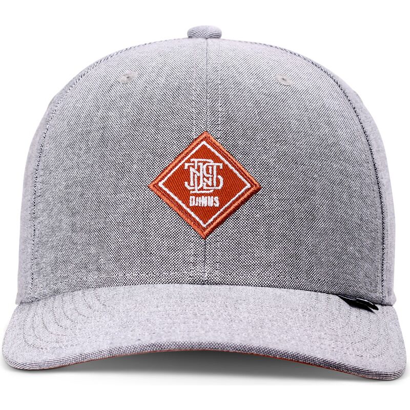 szara-regulowana-czapka-z-daszkiem-z-czerwonym-logo-truefit-oxfordcontra-od-djinns
