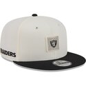 czapka-z-plaskim-daszkiem-bezowo-czarna-snapback-9fifty-training-pack-2026-las-vegas-raiders-nfl-new-era
