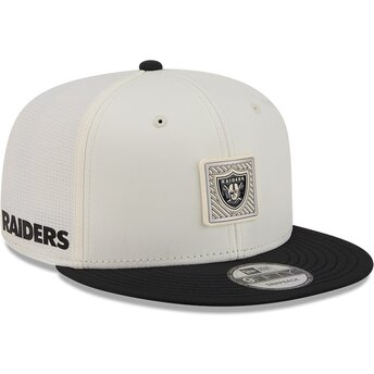 Czapka z płaskim daszkiem beżowo-czarna snapback 9FIFTY Training Pack 2026 Las Vegas Raiders NFL New Era