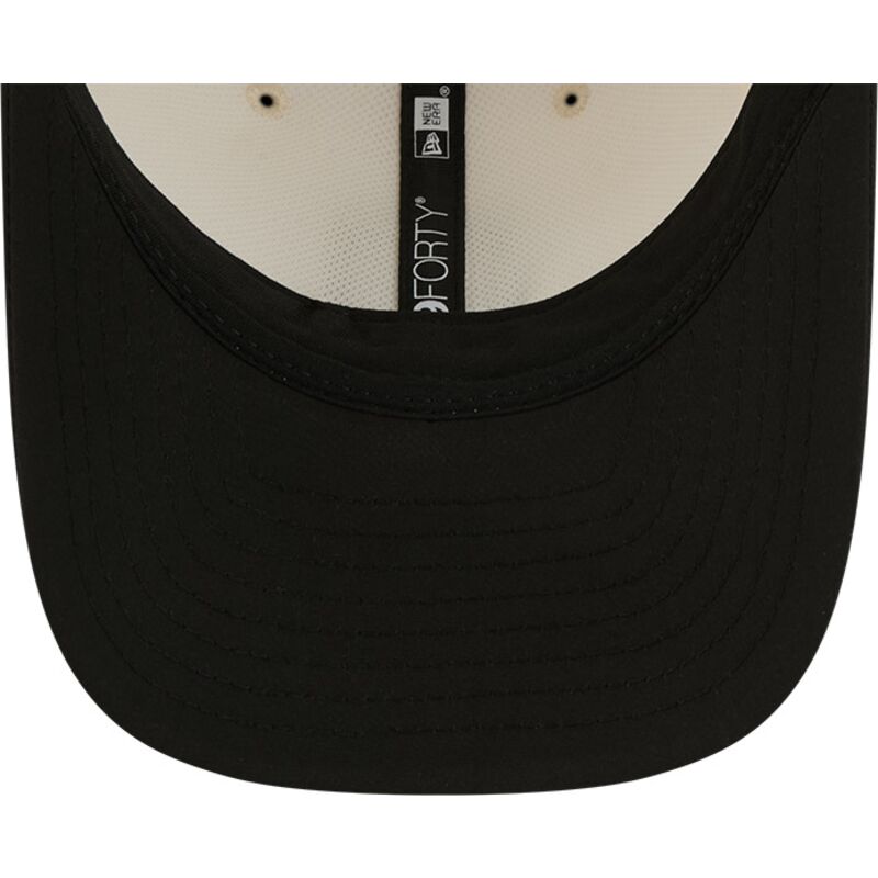 bezowo-czarna-zakrzywiona-czapka-snapback-9forty-m-crown-training-pack-2026-las-vegas-raiders-nfl-new-era