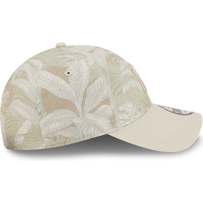 bezowa-regulowana-czapka-z-zakrzywionym-daszkiem-9twenty-leafy-palm-new-york-yankees-mlb-new-era