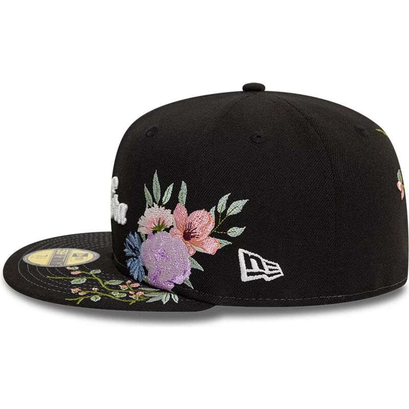 czarna-dopasowana-czapka-z-daszkiem-59fifty-floral-emb-new-era