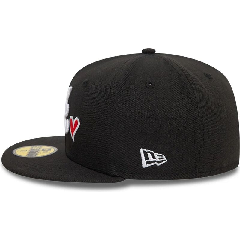 czarna-dopasowana-czapka-z-daszkiem-59fifty-heart-icon-atlanta-braves-mlb-new-era