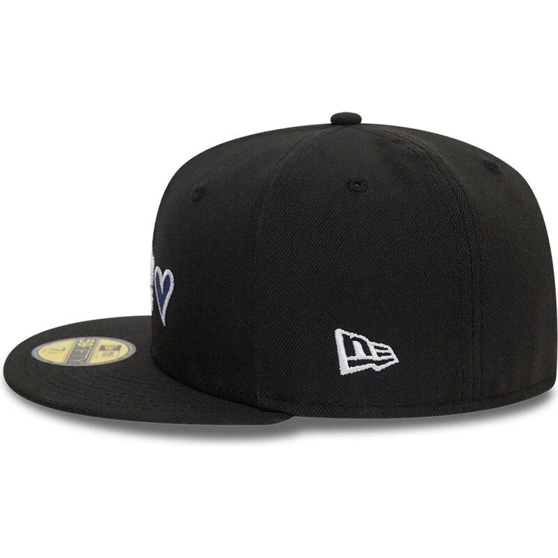 czarna-dopasowana-czapka-z-daszkiem-59fifty-heart-icon-los-angeles-dodgers-mlb-new-era